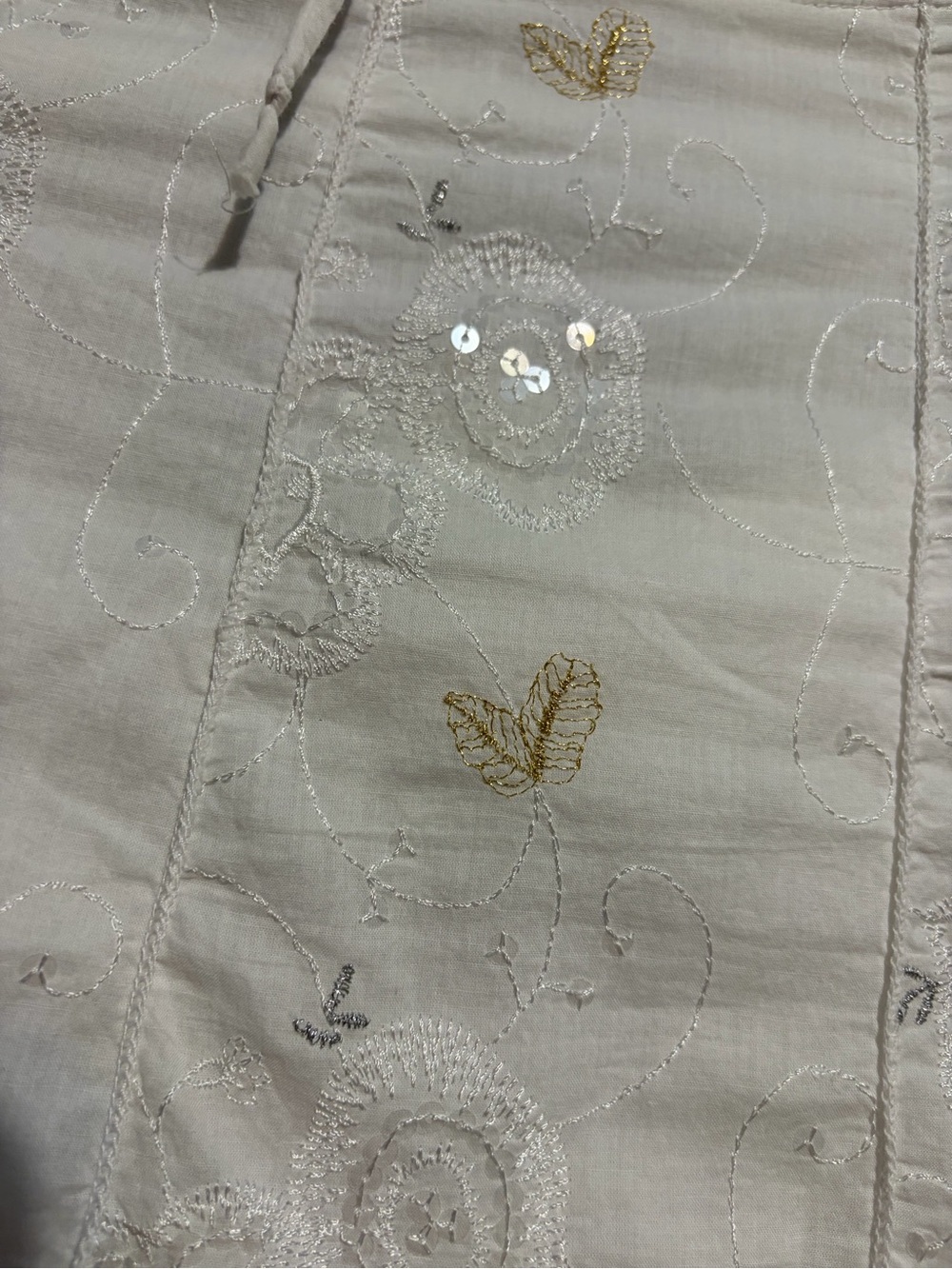 Vintage White beautiful Embroidered A-Line Women’s Skirt - Picture 3 of 7